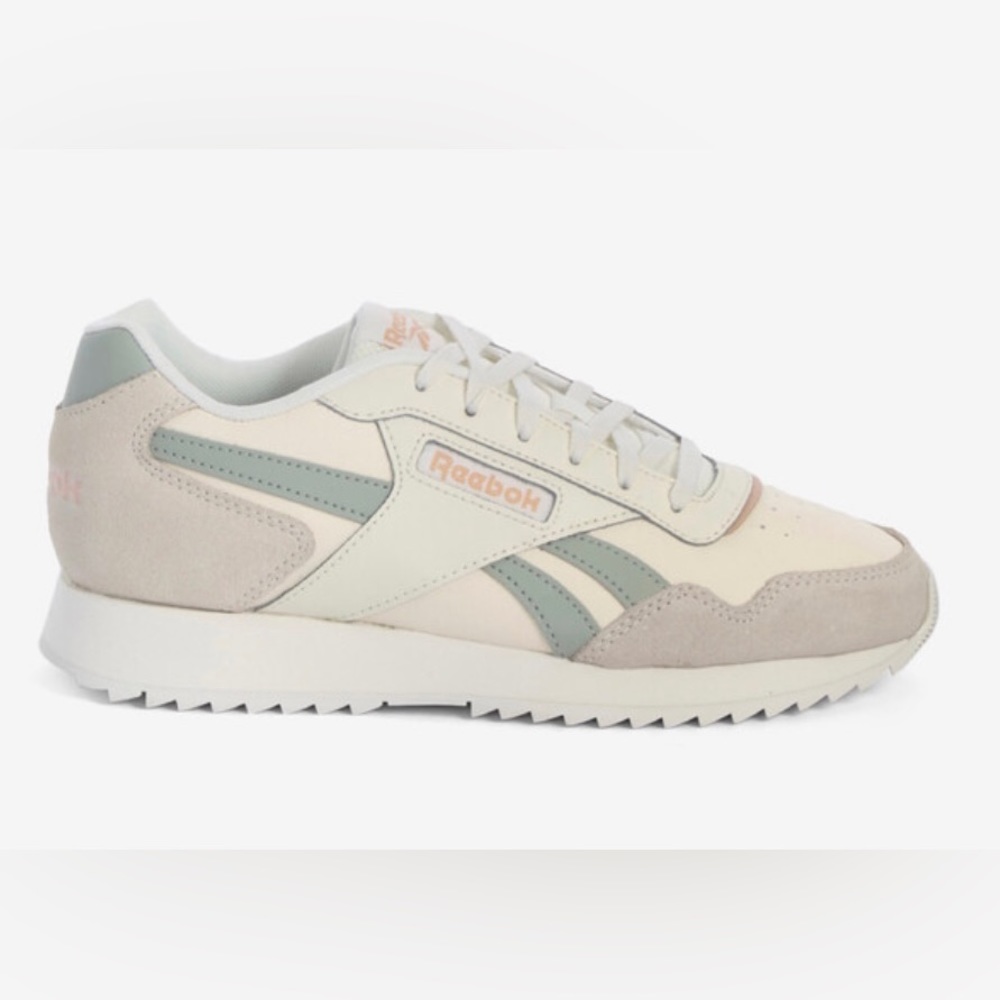 Reebok The Glide Ripple Sneaker size 7 1/2. color: Chalk Brand New! No box.